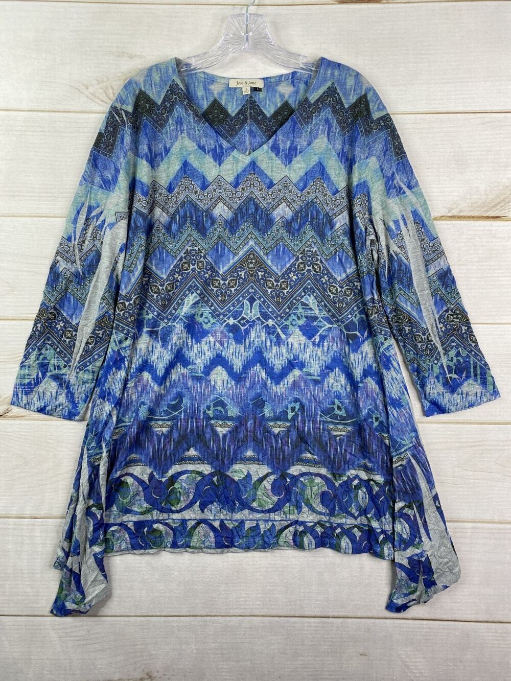 Jess & Jane Large Blue Chevron Geometric 3/4 Sleeve Tunic Top Asymmetrical Hem